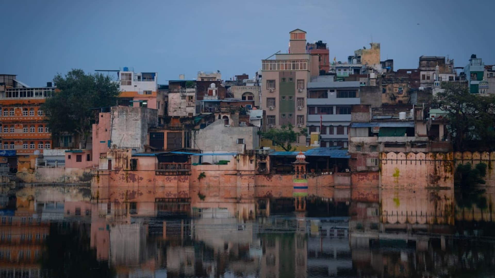 Agra