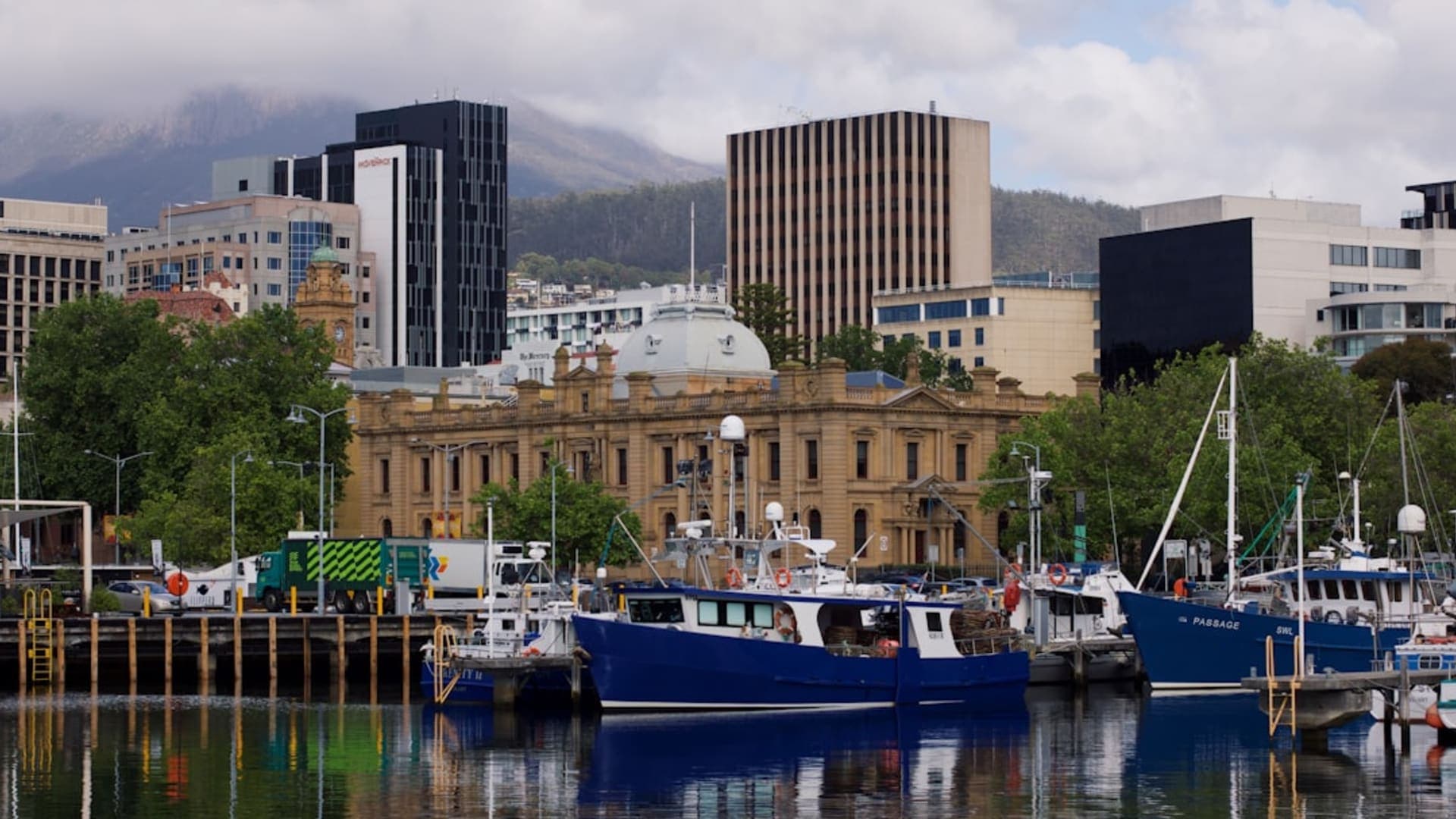 Hobart city skyline