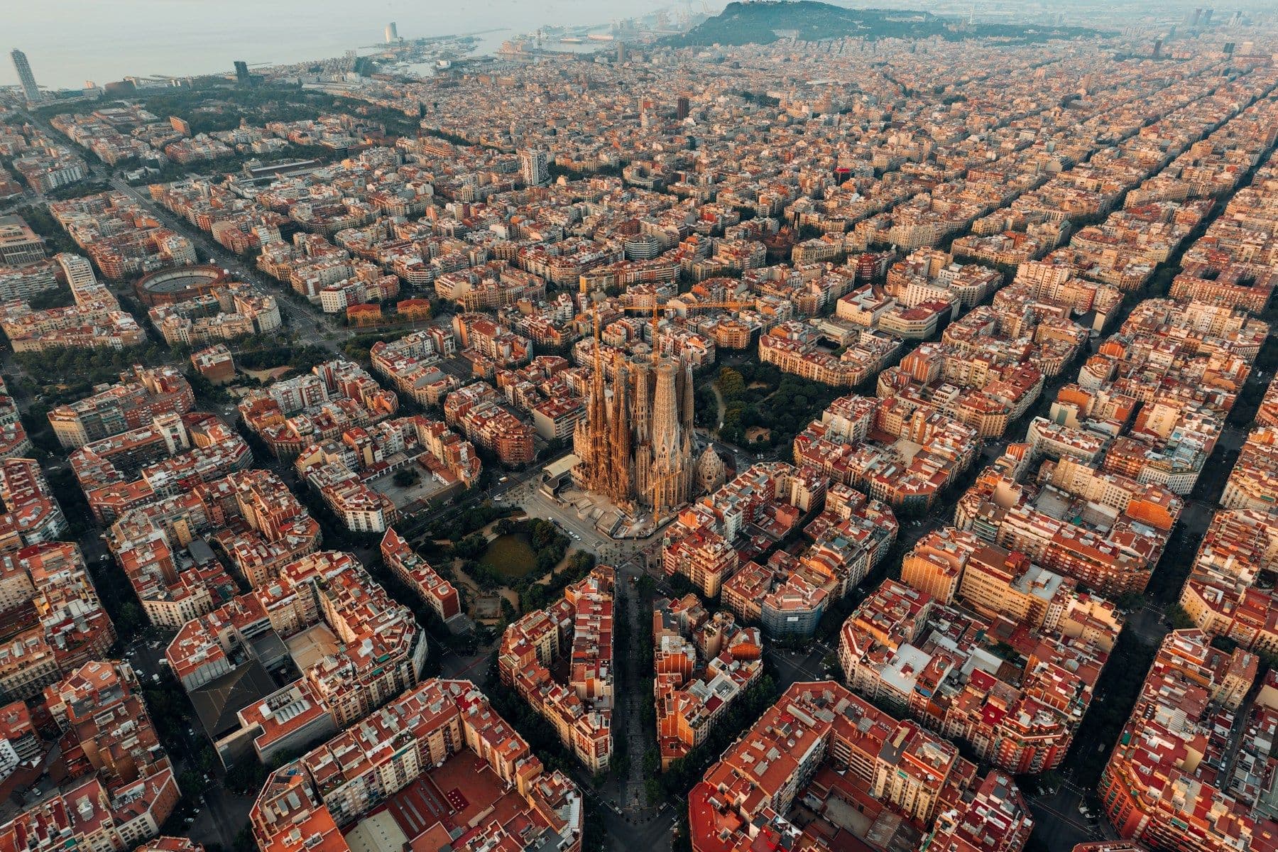 The Ultimate Gay Barcelona Travel Guide (2026)
